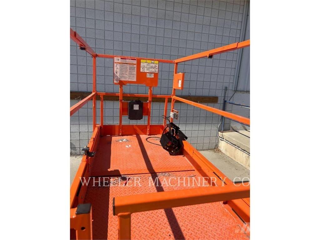 JLG ES2646 Scheren-Arbeitsbühnen