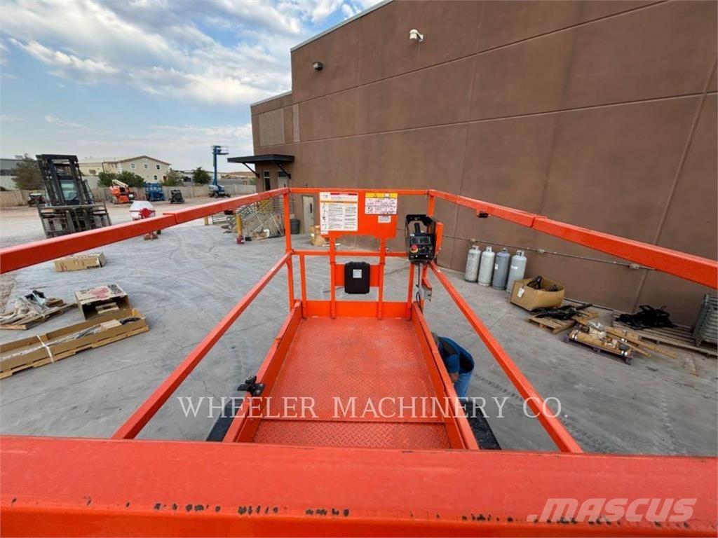 JLG ES3246 Scheren-Arbeitsbühnen