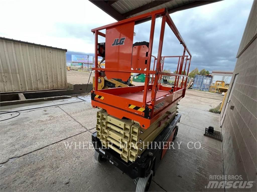 JLG R4045 Scheren-Arbeitsbühnen