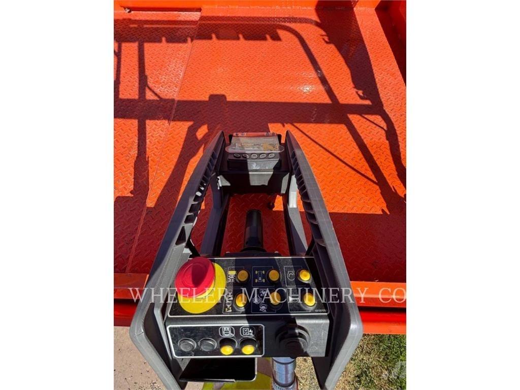 JLG RT3369 Scheren-Arbeitsbühnen
