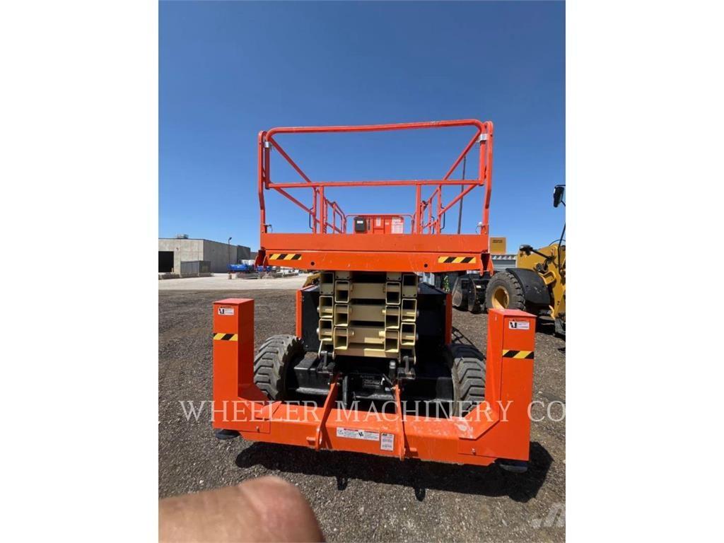 JLG RT4394 Scheren-Arbeitsbühnen