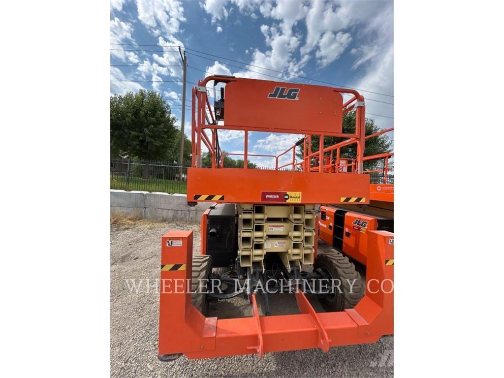 JLG RT4394 Scheren-Arbeitsbühnen