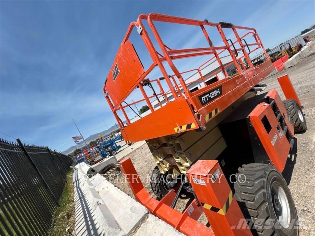 JLG RT4394 Scheren-Arbeitsbühnen
