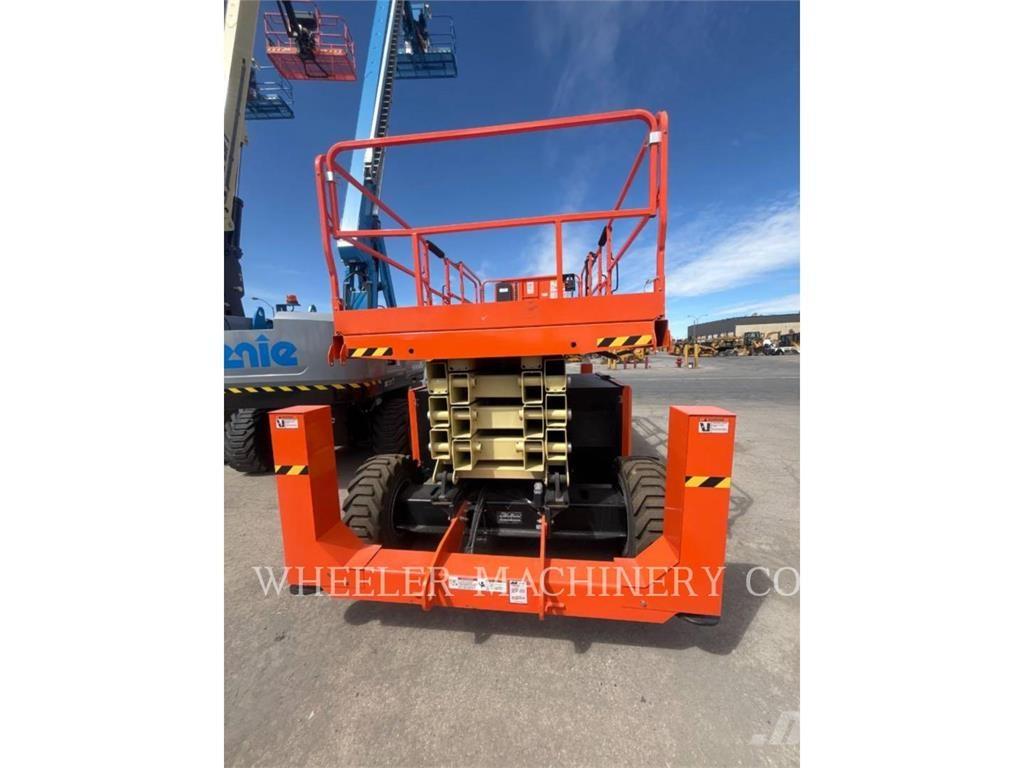 JLG RT4394 Scheren-Arbeitsbühnen