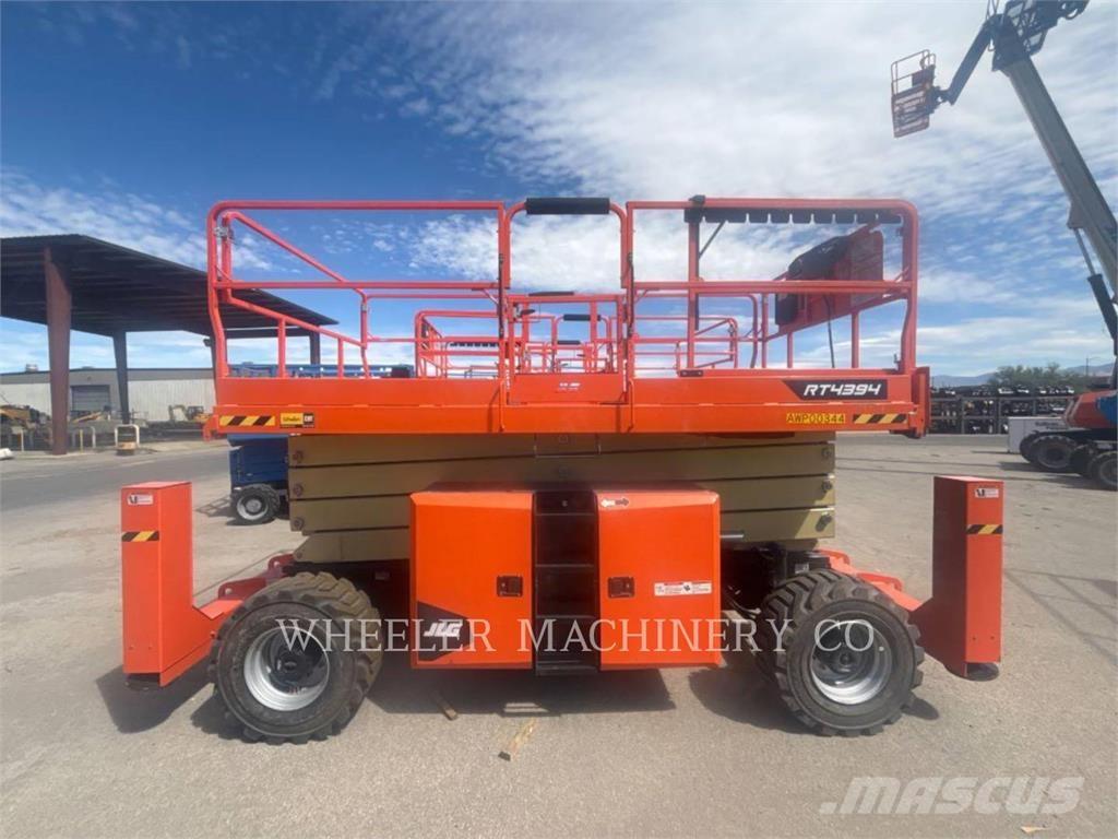 JLG RT4394 Scheren-Arbeitsbühnen