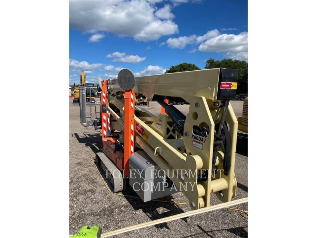 JLG X600AJ Gelenkteleskoparbeitsbühnen