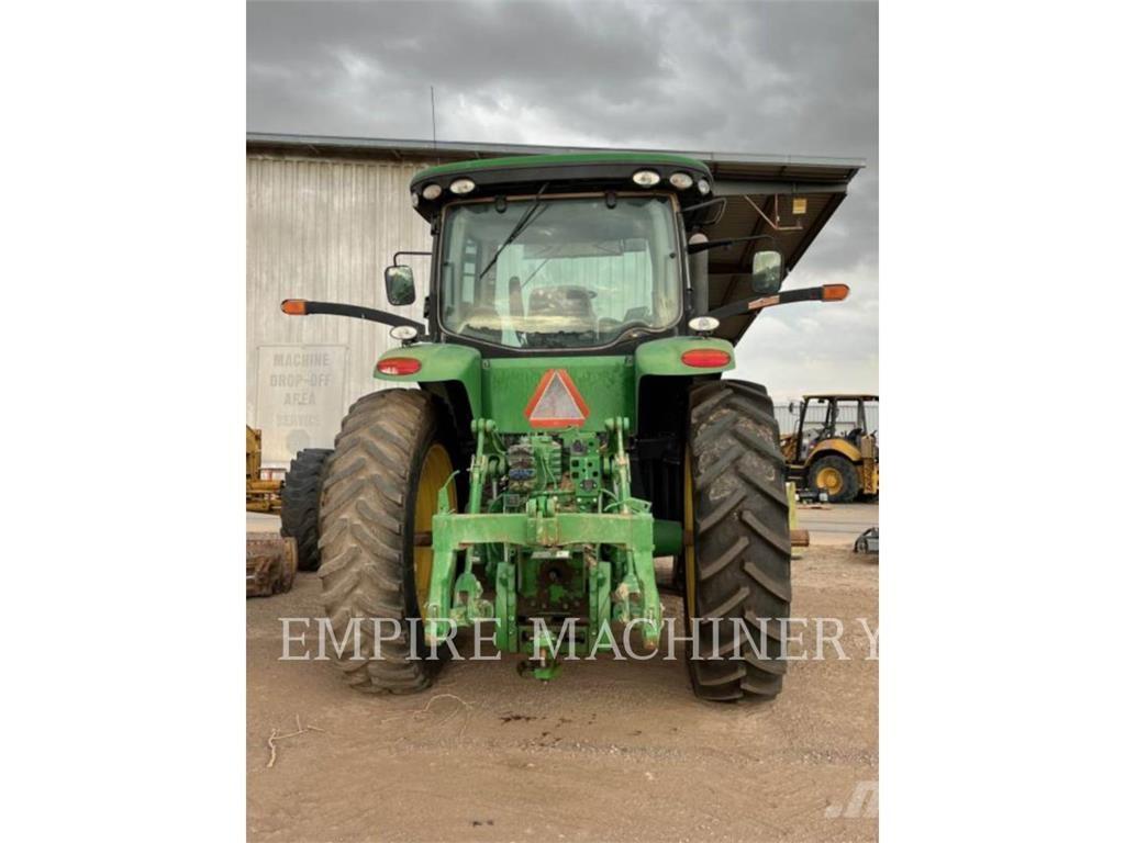 John Deere 7215R Traktoren