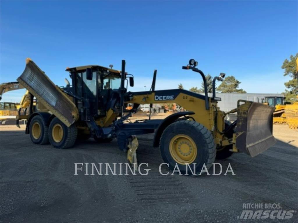 John Deere 872GP AWD Grader