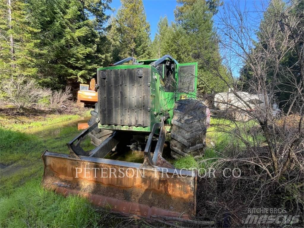 John Deere & CO. 648L Stammholzschlepper