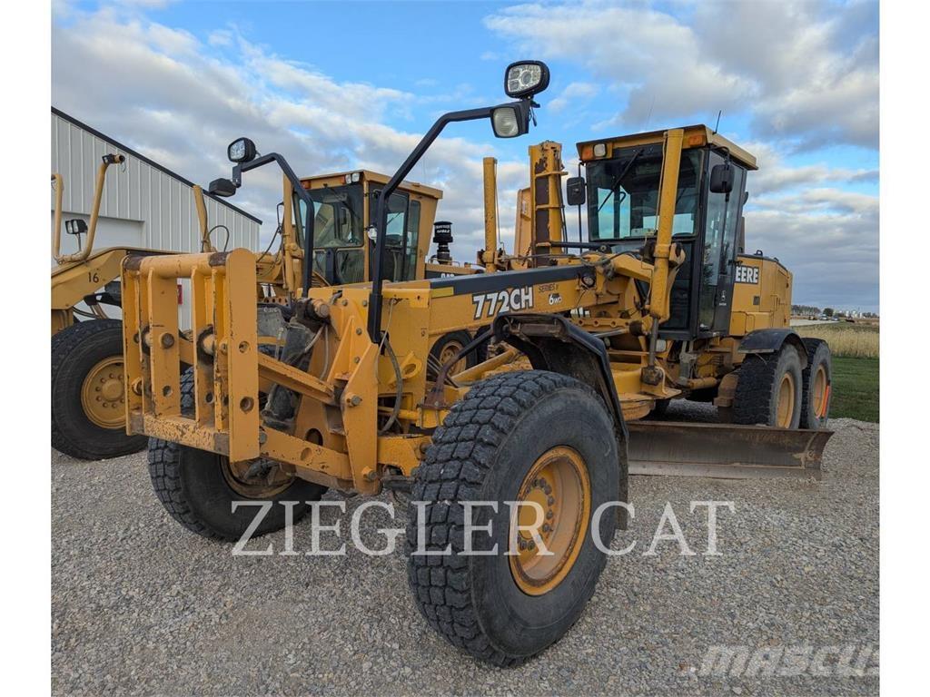 John Deere & CO. 772CH Grader