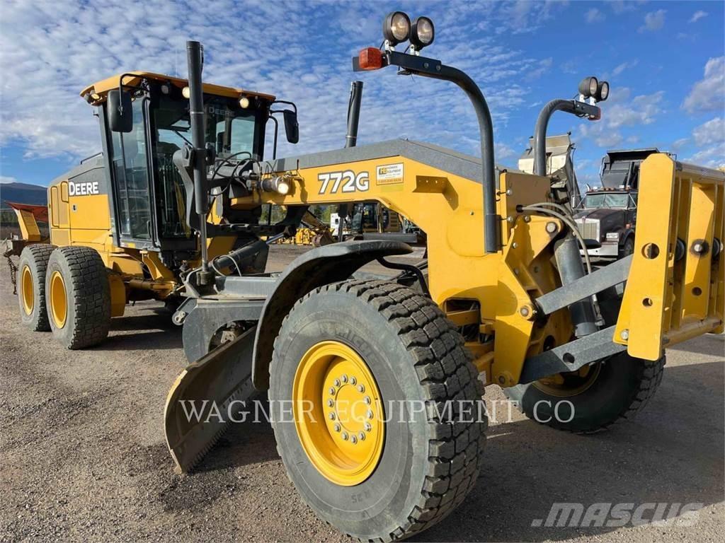 John Deere & CO. 772G AWD Grader
