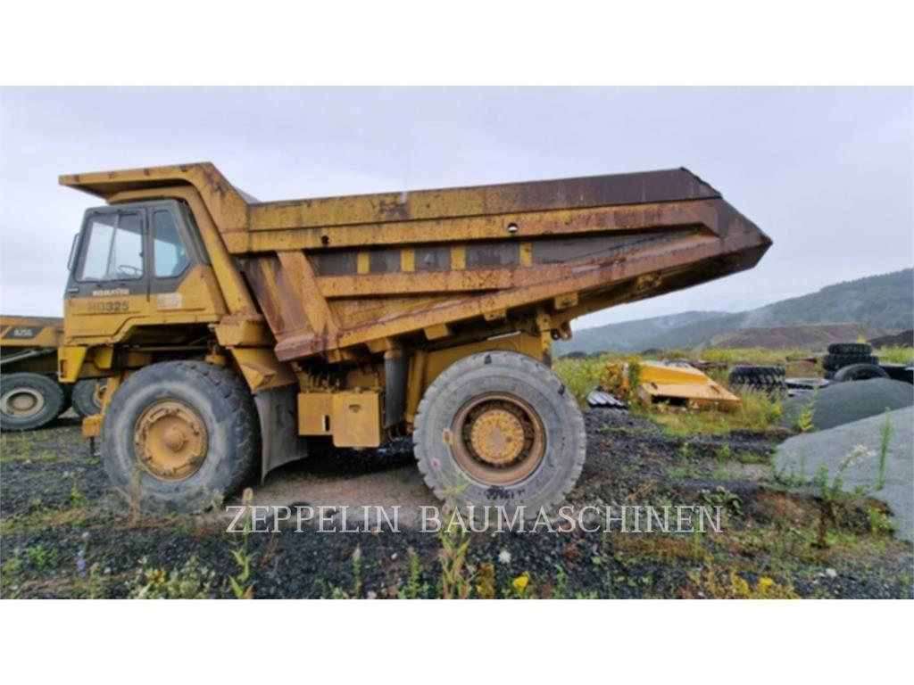 Komatsu HD325-6 Dumper - Knickgelenk
