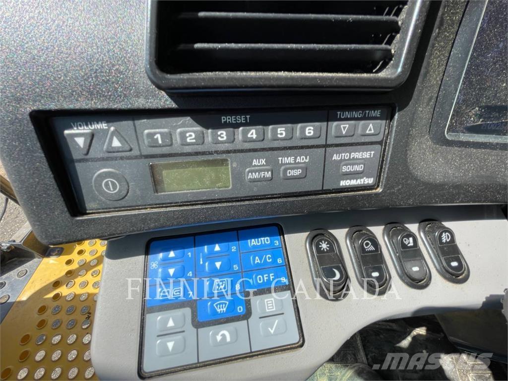 Komatsu HD605-8 Dumper - Knickgelenk