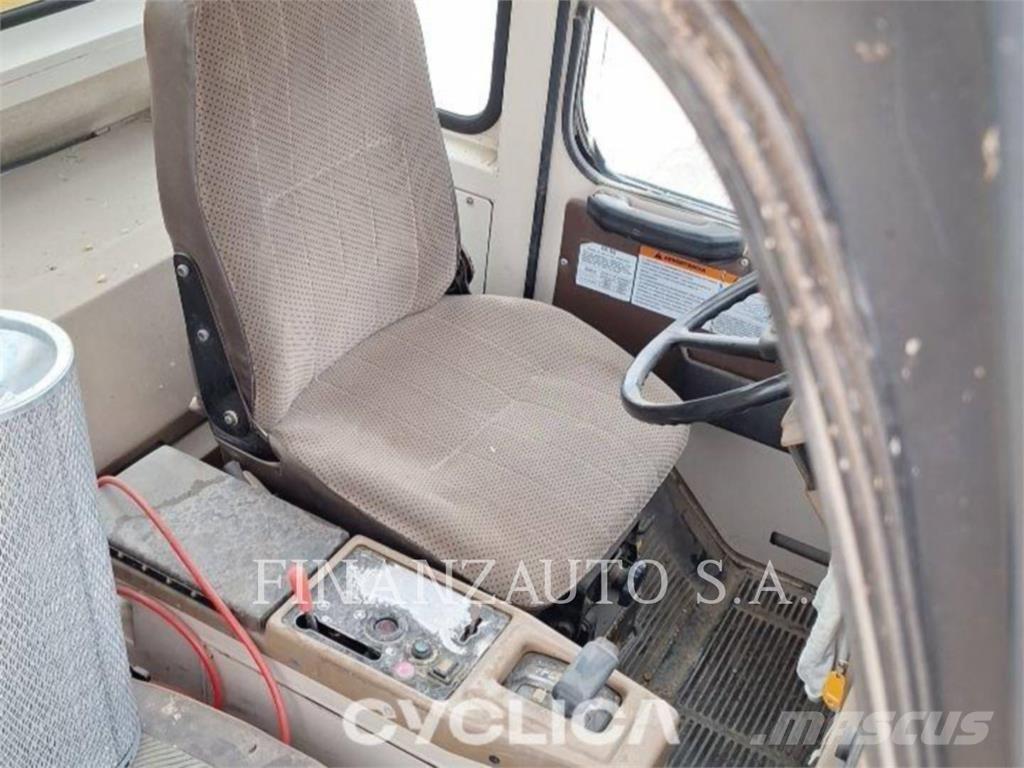 Komatsu HD785-5 Dumper - Knickgelenk