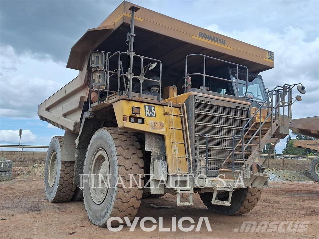 Komatsu HD785-7 Dumper - Knickgelenk