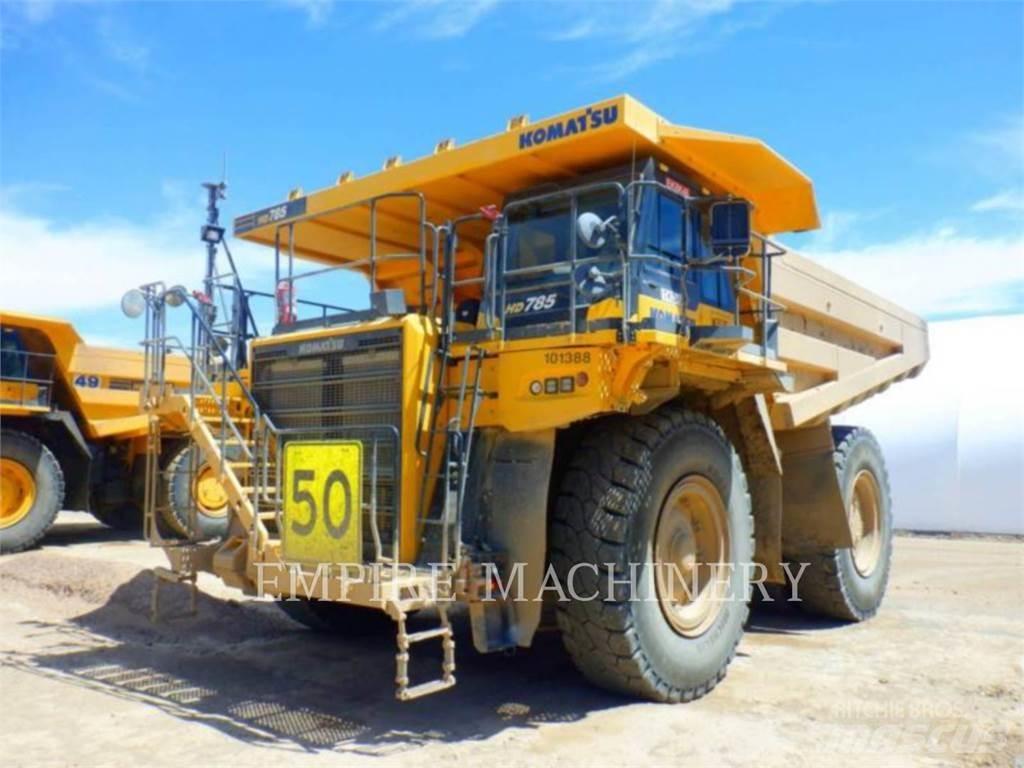 Komatsu HD785-8 Dumper - Knickgelenk
