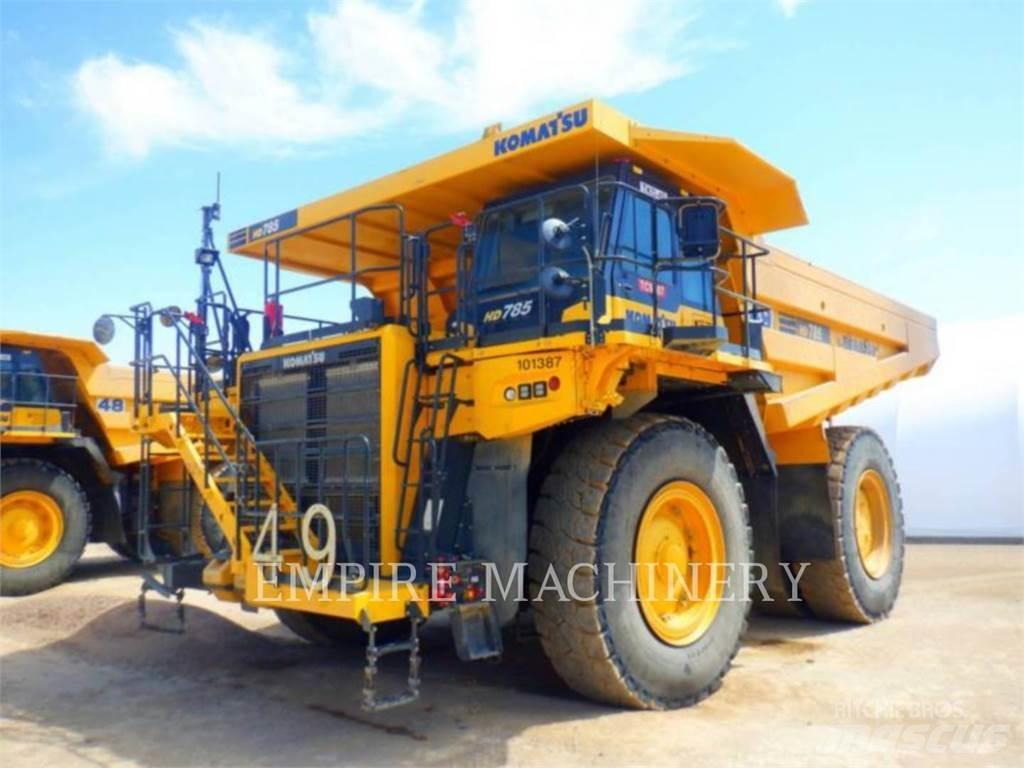 Komatsu HD785-8 Dumper - Knickgelenk