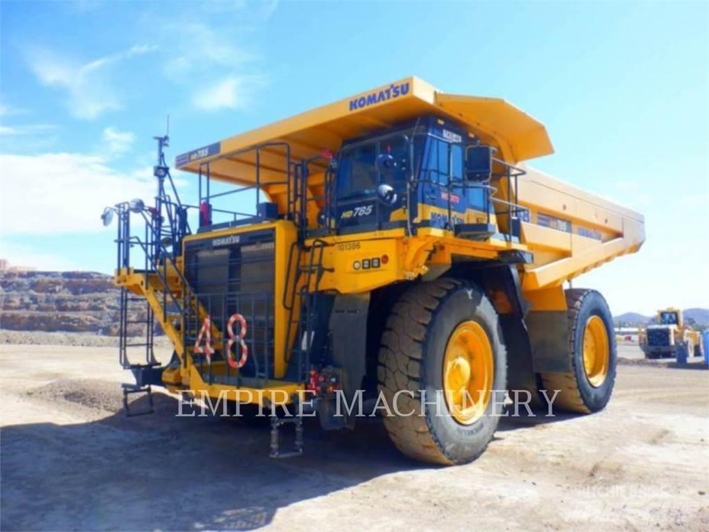 Komatsu HD785-8 Dumper - Knickgelenk