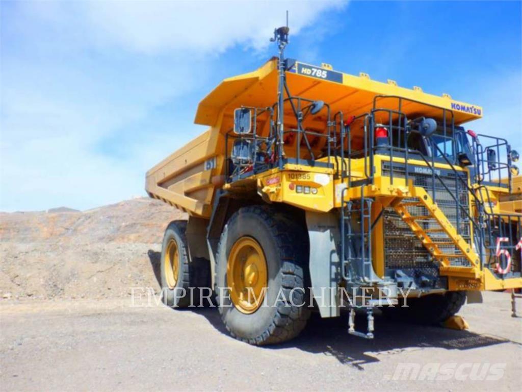 Komatsu HD785-8 Dumper - Knickgelenk