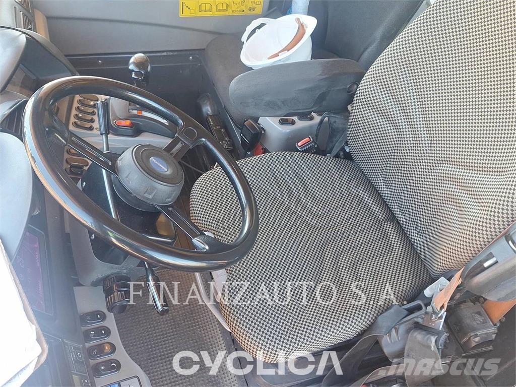 Komatsu HD785-8 Dumper - Knickgelenk