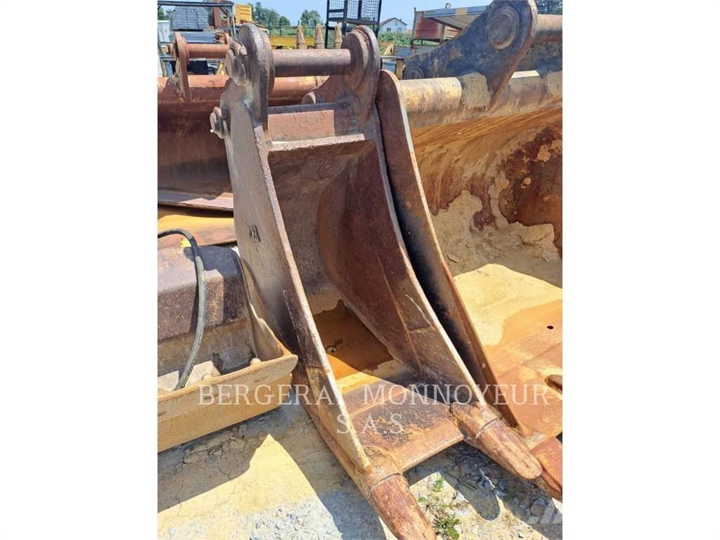 Komatsu PC210LC Raupenbagger