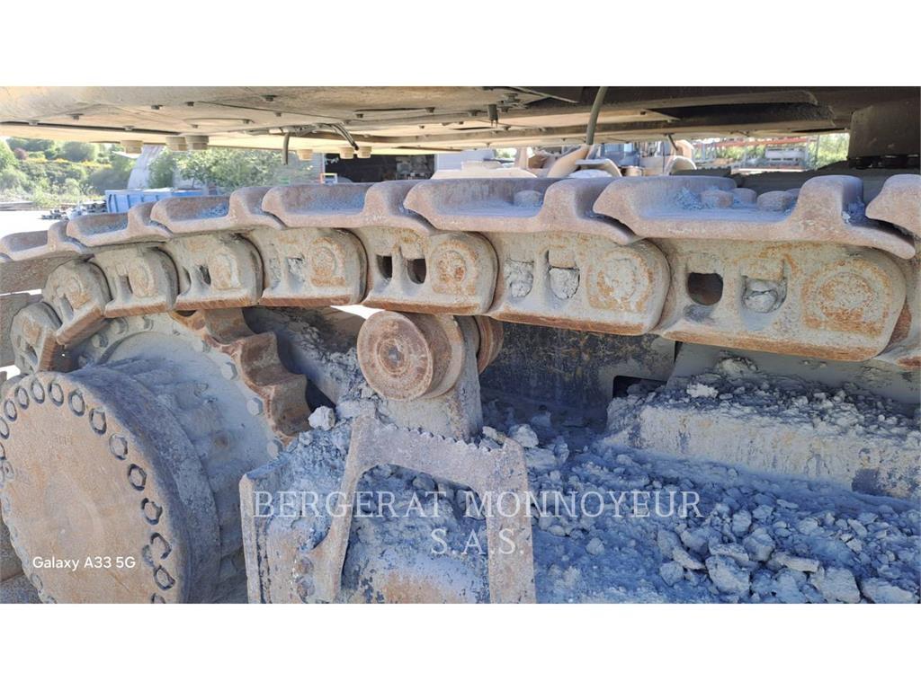 Komatsu PC700LC Raupenbagger