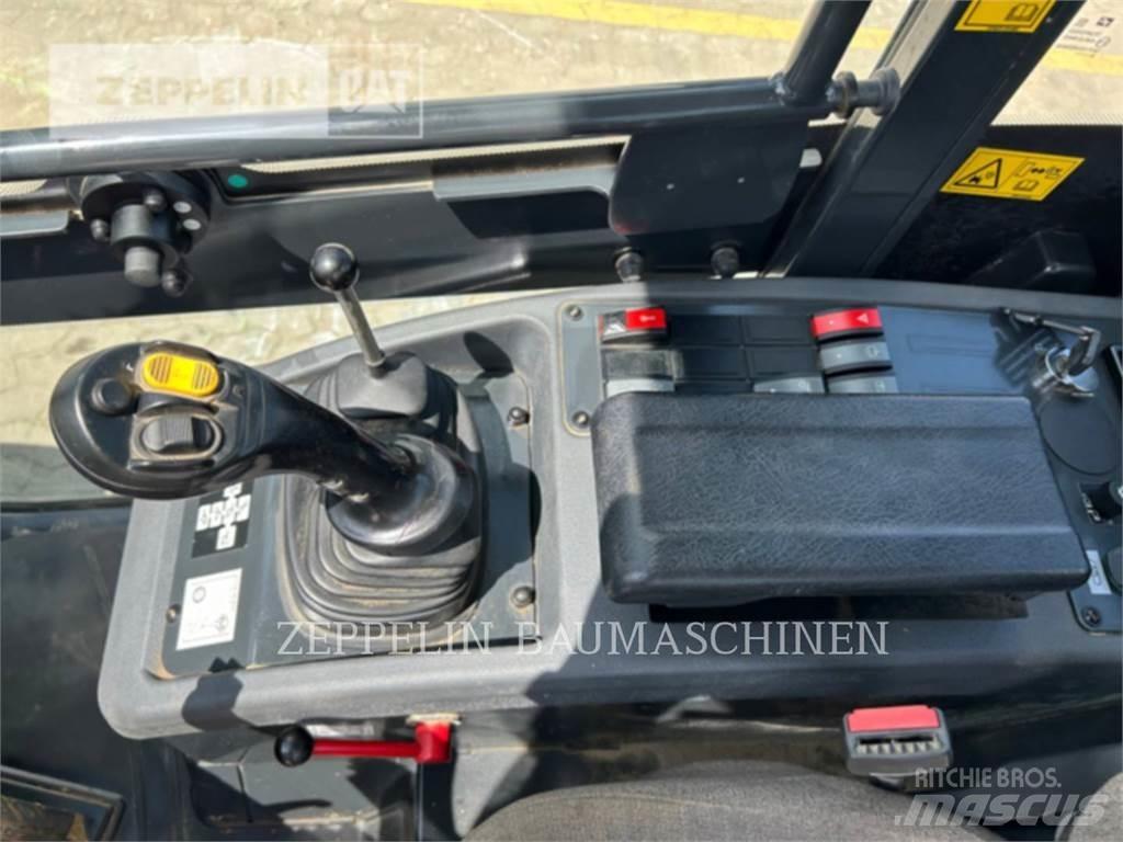 Komatsu WA80M-8EO Radlader
