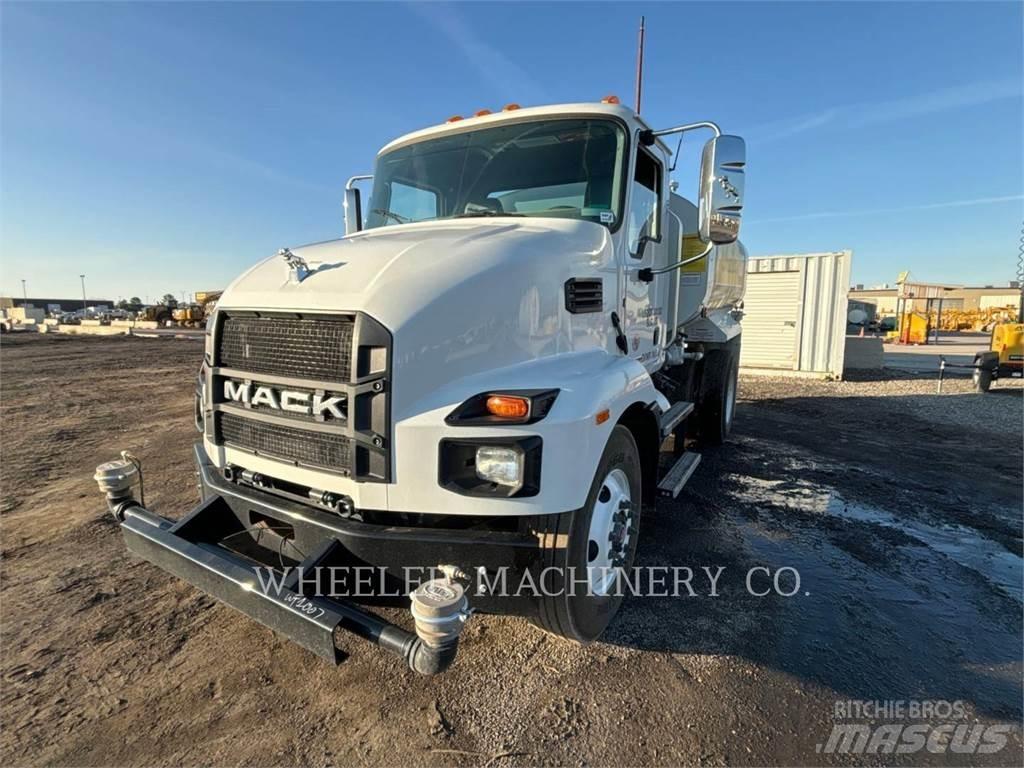 Mack WT2000 A Tankwagen