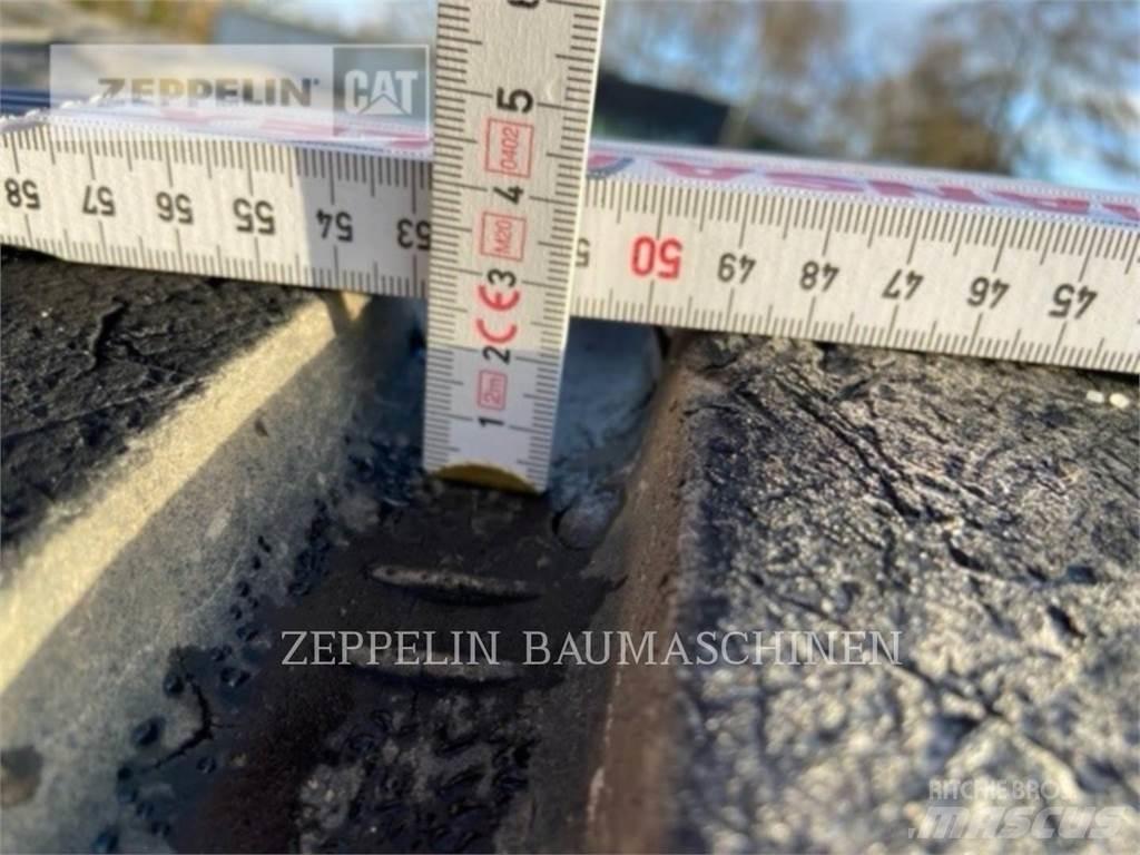 Michelin 4X 20.5R25XHA Reifen