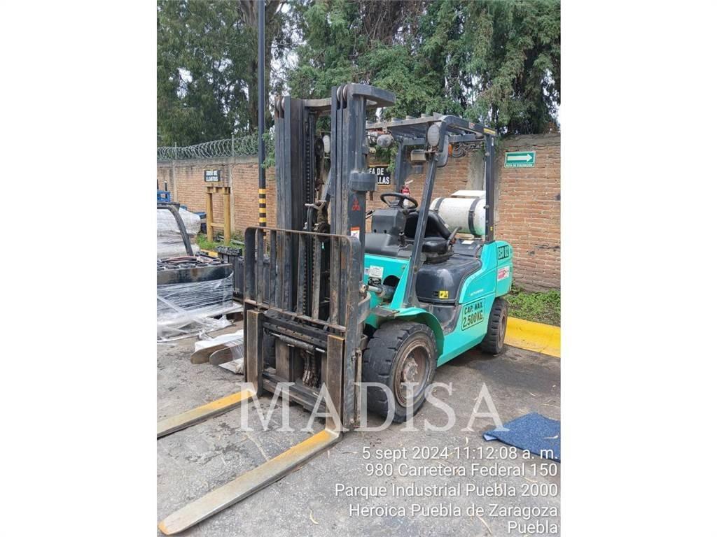 Mitsubishi FG30N-LP Heftrucks overige