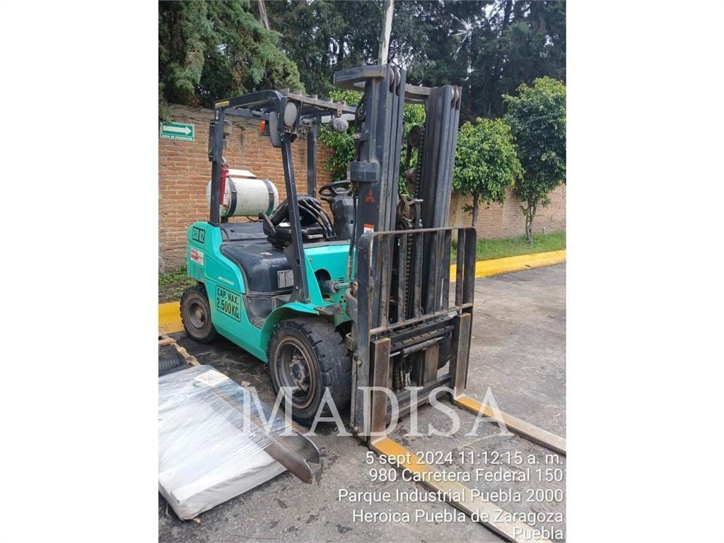 Mitsubishi FG30N-LP Heftrucks overige