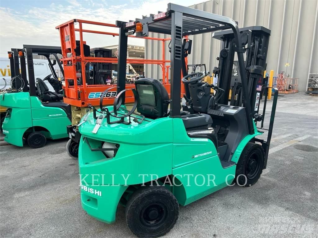Mitsubishi FGC25 Heftrucks overige
