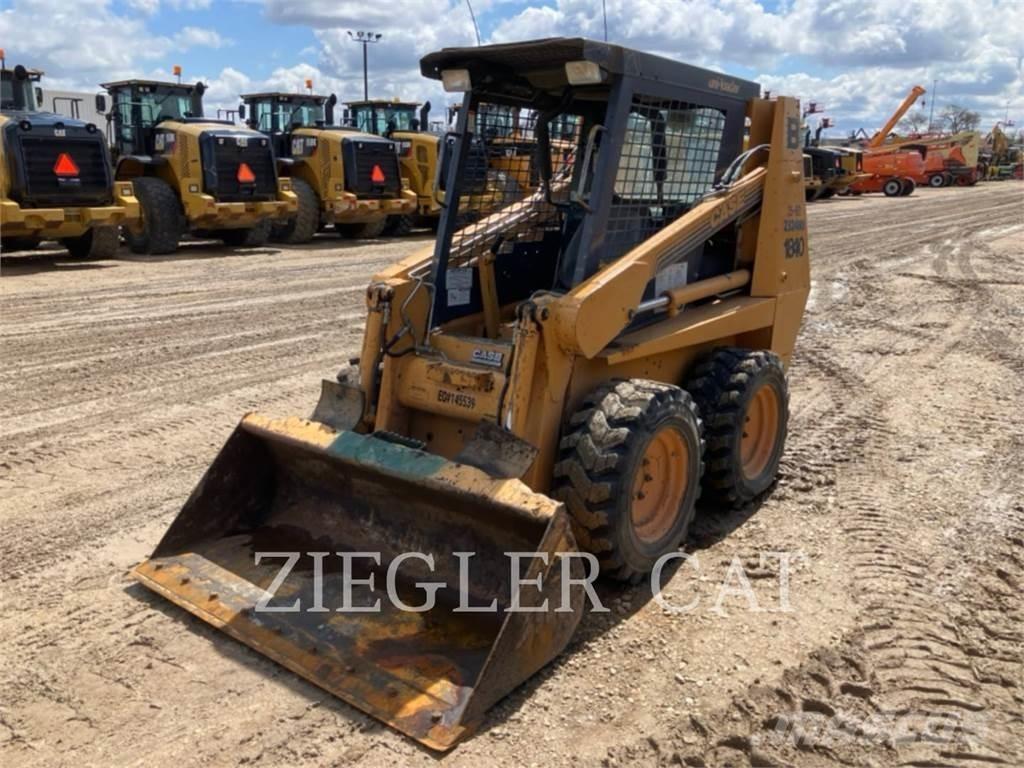 New Holland 1840 Kompaktlader