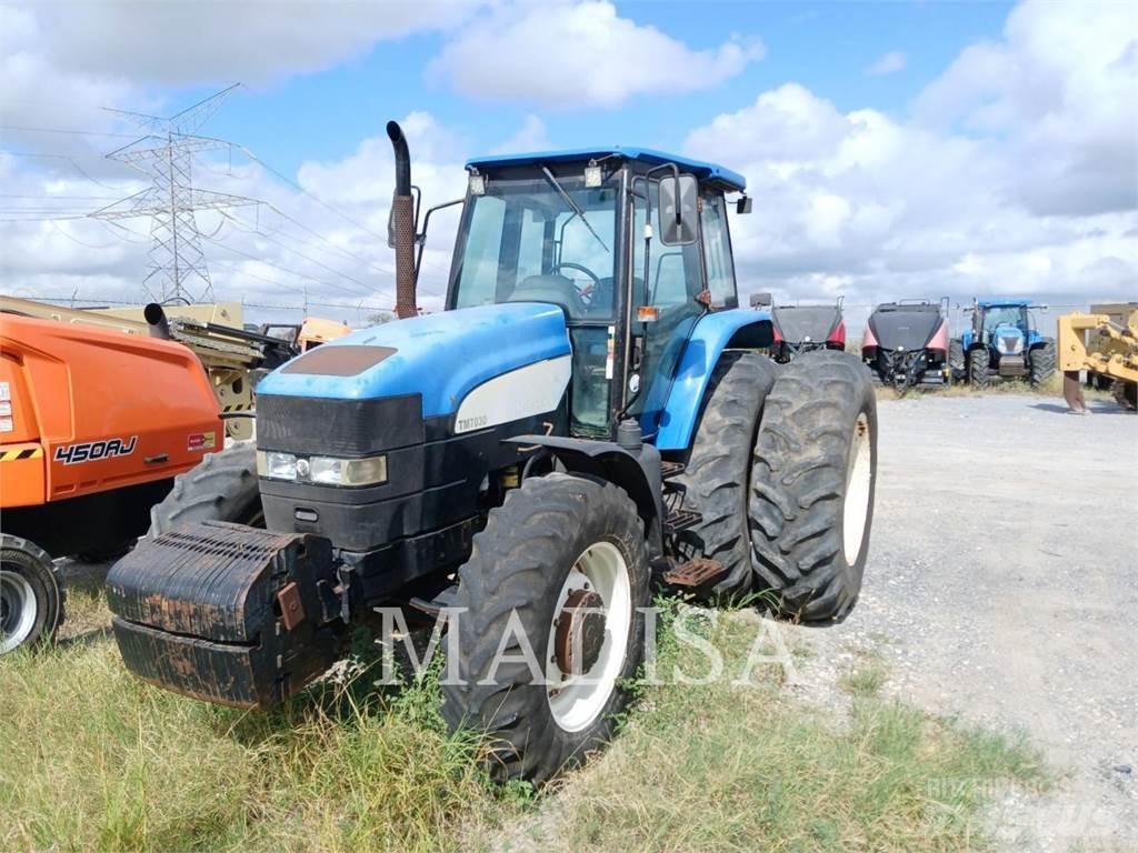 New Holland T7030 Traktoren