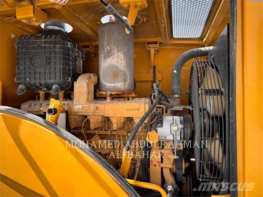SEM MACHINERY SEM660D Radlader