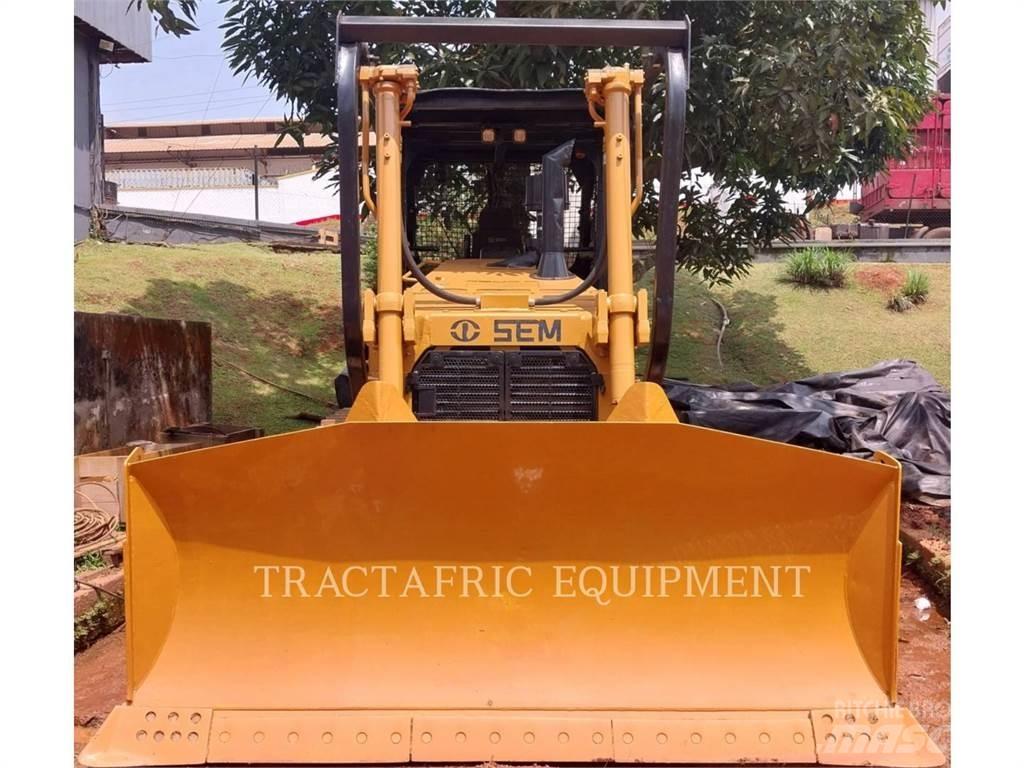 SEM MACHINERY SEM822D Bulldozer