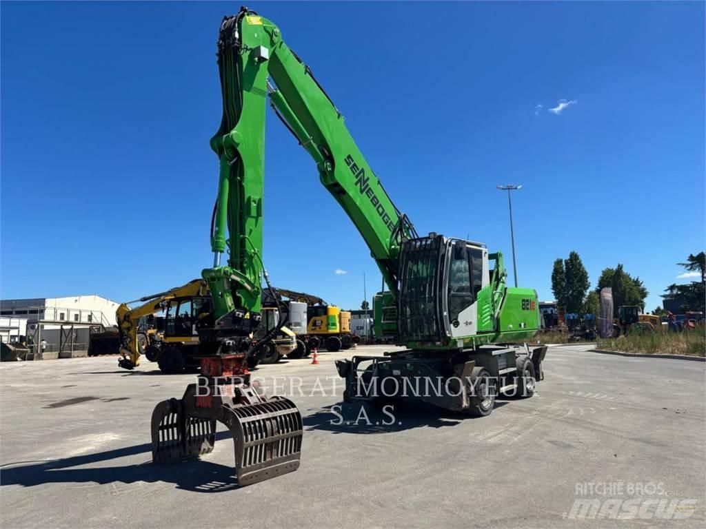 Sennebogen 821 Mobilbagger