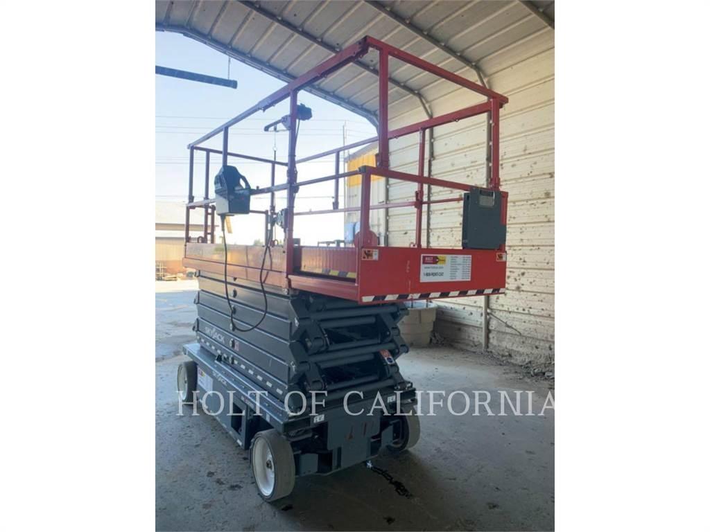 Skyjack SCISSOR40E Scheren-Arbeitsbühnen