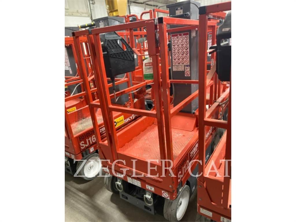 Skyjack SJ12 Scheren-Arbeitsbühnen