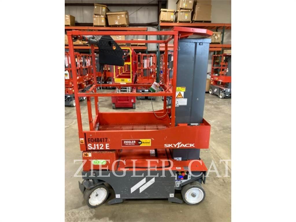 Skyjack SJ12 Scheren-Arbeitsbühnen