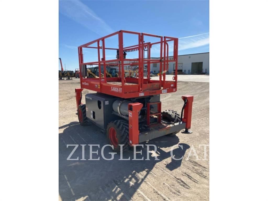 Skyjack SJ6826RT Scheren-Arbeitsbühnen