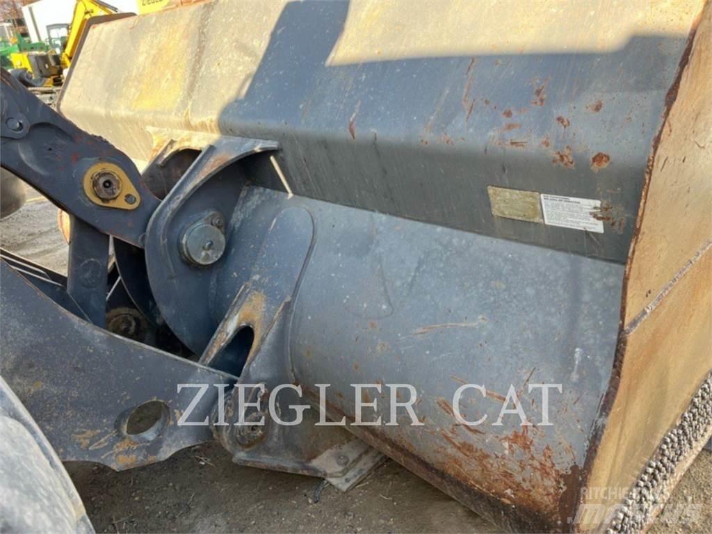 Volvo L220E Radlader