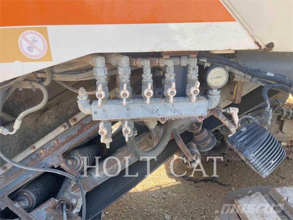 Wirtgen W220 Asphaltfräsen