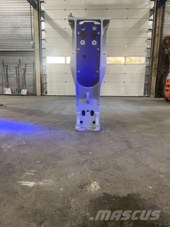 FRD F19 Hammer / Brecher