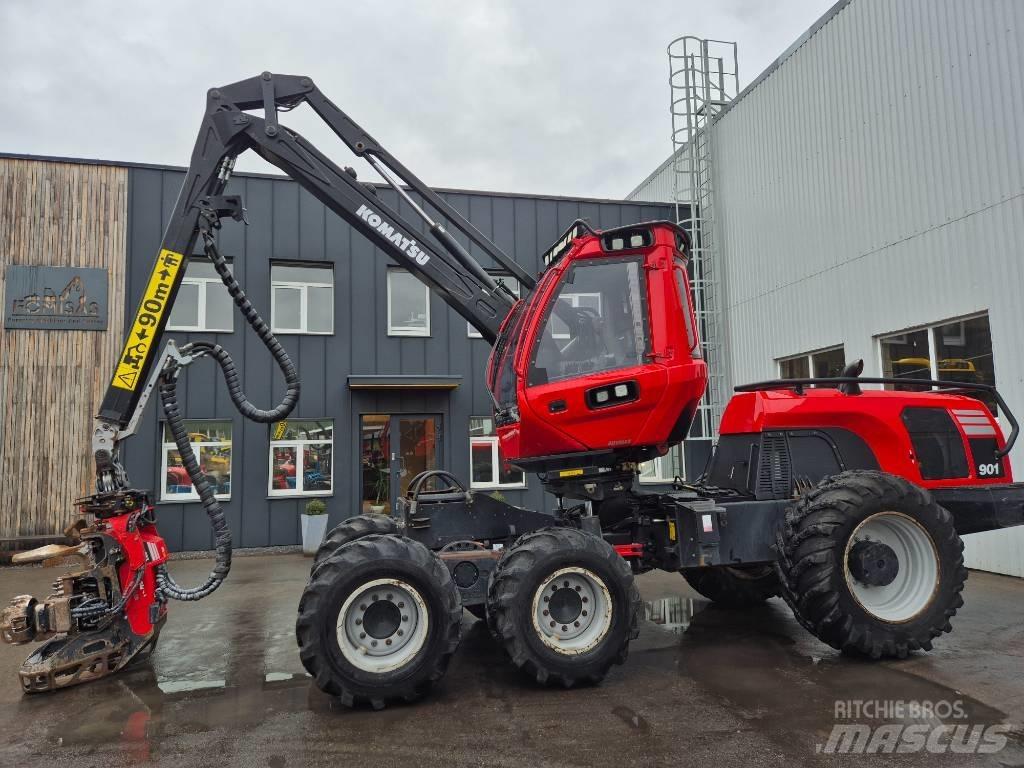 Komatsu 901 Harvester