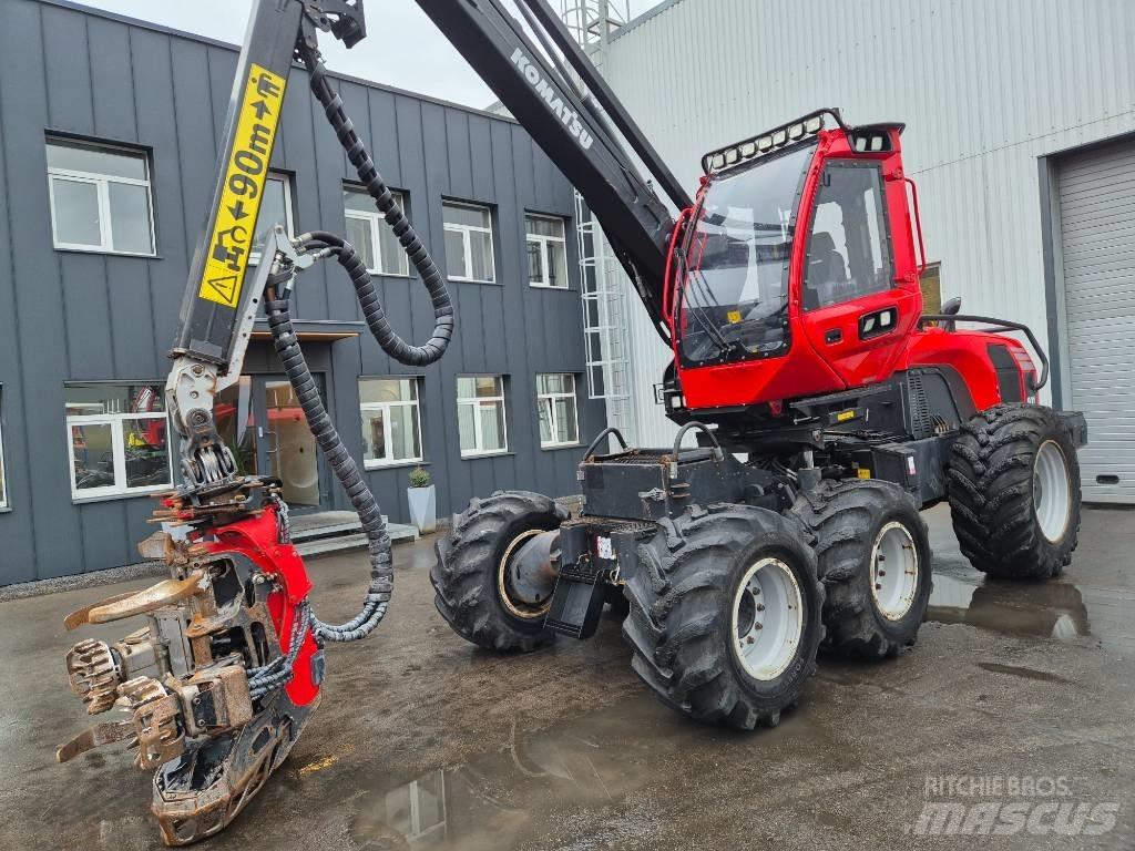 Komatsu 901 Harvester