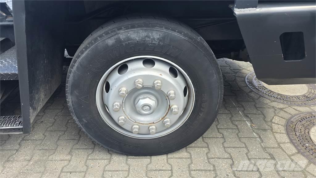 Terberg YT220 Terminalzugmaschinen