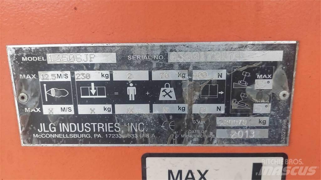 JLG 1350SJP Teleskopbühnen