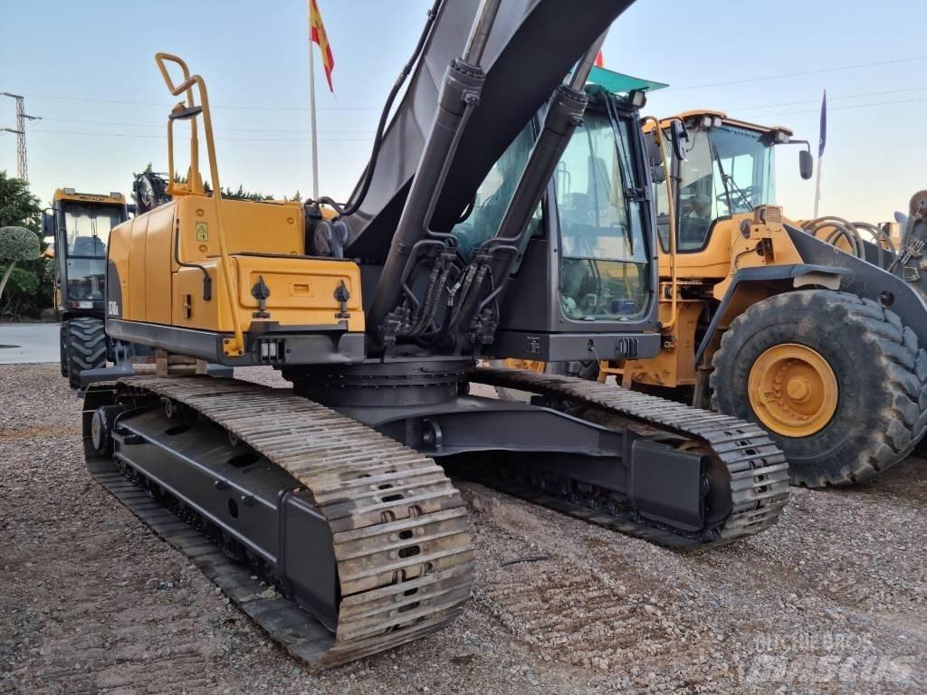 Volvo EC 240 C Raupenbagger