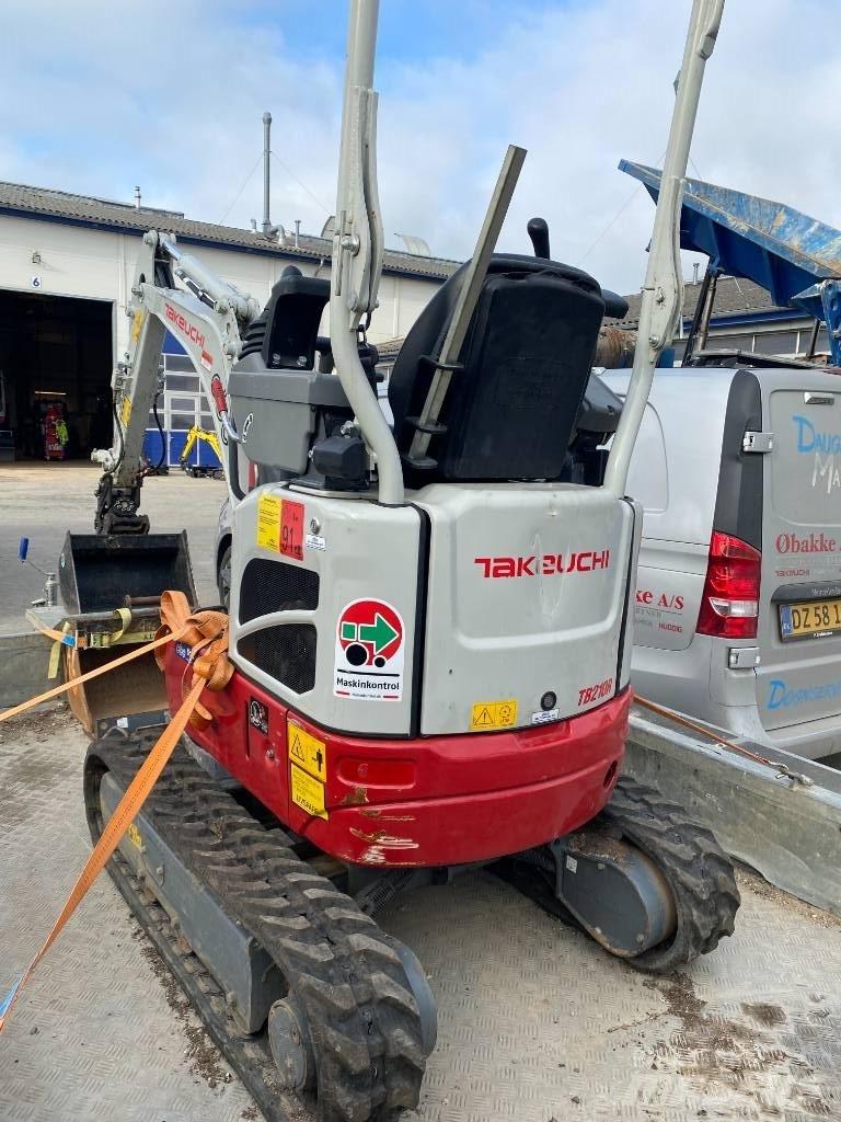 Takeuchi TB 210 Minibagger < 7t